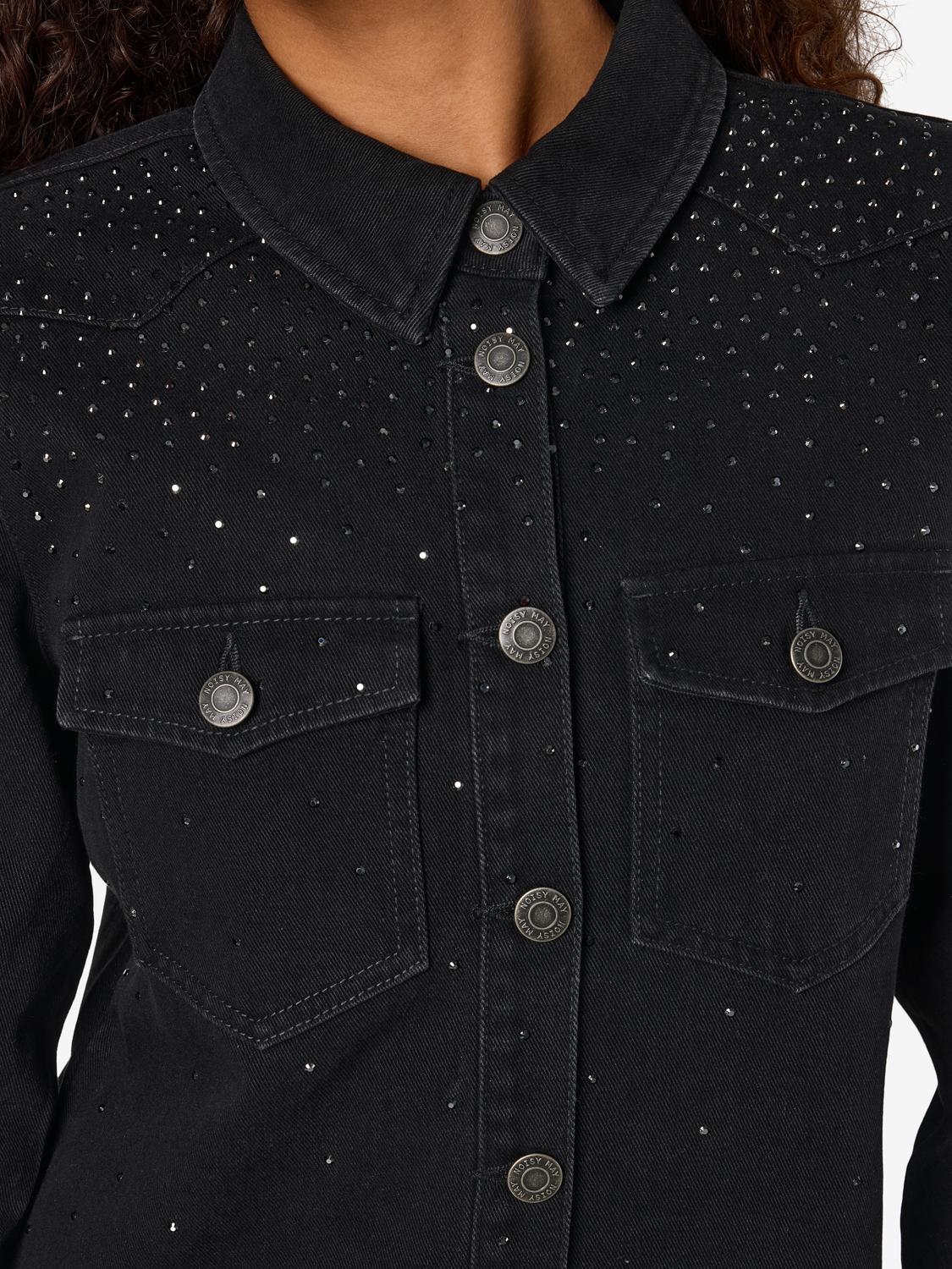 model_shot-detail